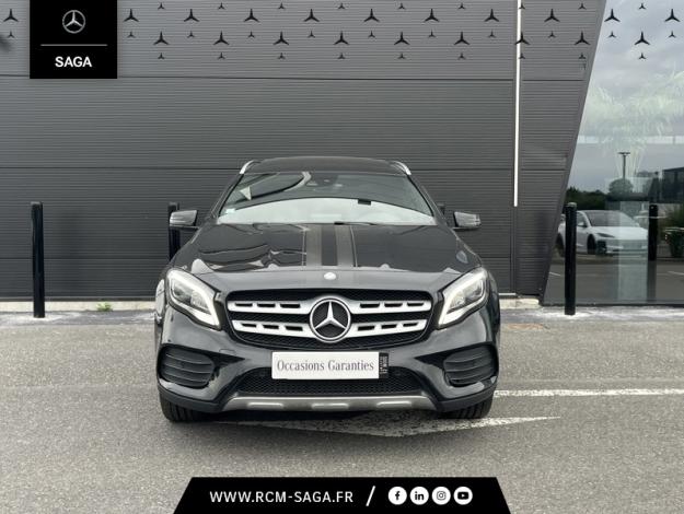 MERCEDES-BENZ GLA 200 WhiteArt Edition  