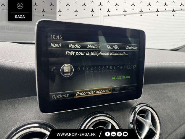 MERCEDES-BENZ GLA 200 WhiteArt Edition  