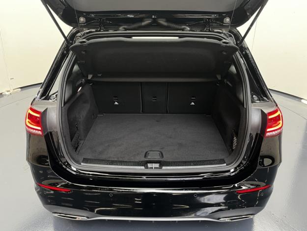 MERCEDES-BENZ Classe B 180 d AMG Line Edition  