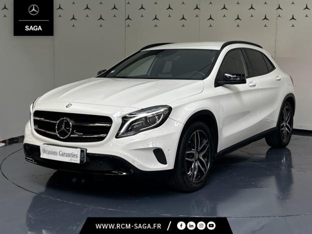 MERCEDES-BENZ GLA 220 CDI Sport Utility Vehicle  