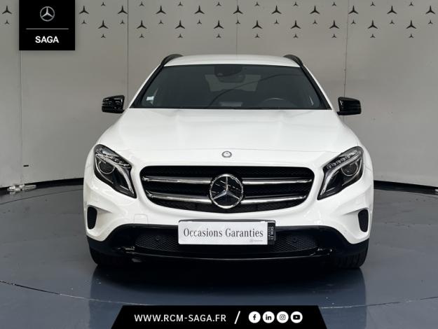 MERCEDES-BENZ GLA 220 CDI Sport Utility Vehicle  