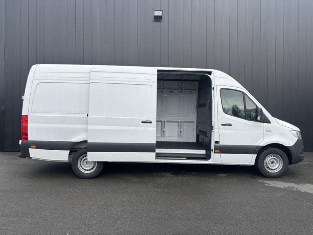 MERCEDES-BENZ eSprinter 420 FG 43 4,0t PRO  