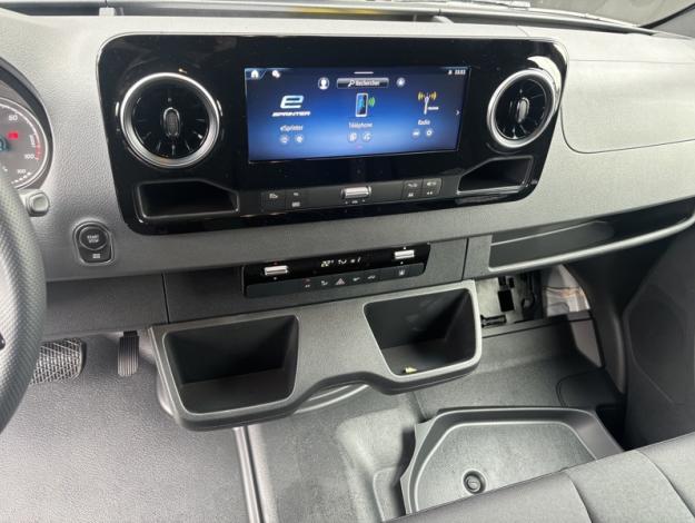 MERCEDES-BENZ eSprinter 420 FG 43 4,0t PRO  