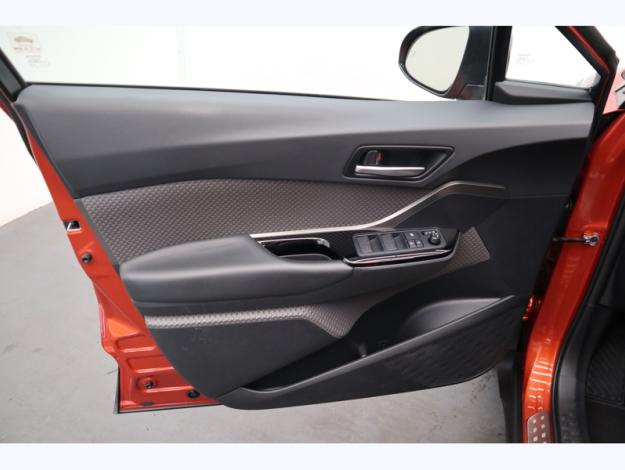TOYOTA C-HR 2.0 Hybride 184 Distinctive MY20  