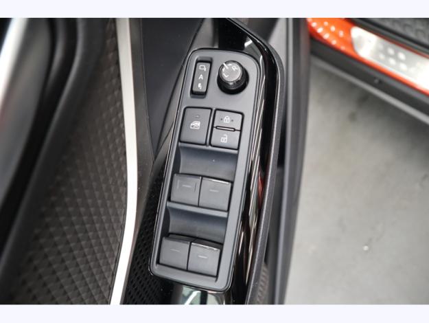 TOYOTA C-HR 2.0 Hybride 184 Distinctive MY20  