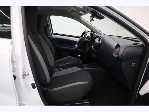 TOYOTA Aygo X 1.0 VVT-i 72 Dynamic MY23  