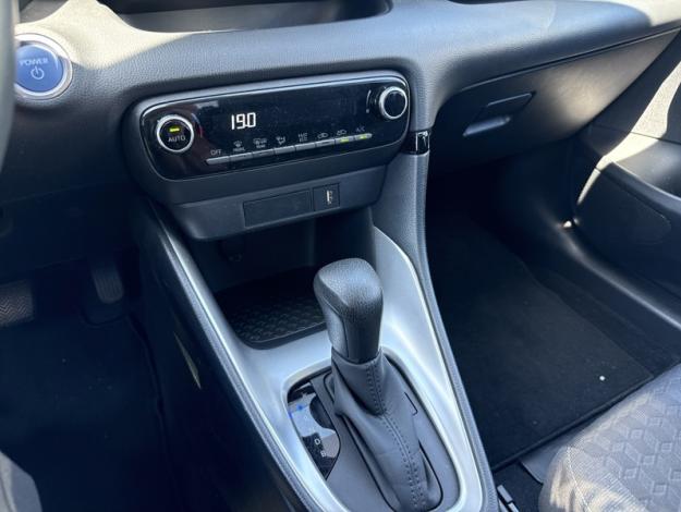 TOYOTA Yaris Hybride 116h Design  