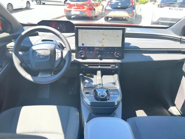 TOYOTA C-HR GRANDE AUTONOMIE 77 kWh 224 ch DESIGN JANTES 20"  GRANDE AUTONOMIE 77 kWh 224 ch DESIGN JANTES 20 