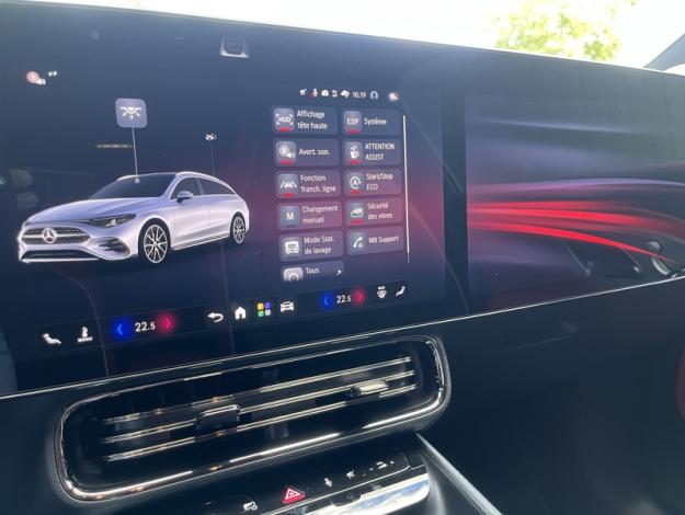 MERCEDES-BENZ CLA Shooting Brake 200 AMG Line   CLA Shooting Brake 200 AMG Line