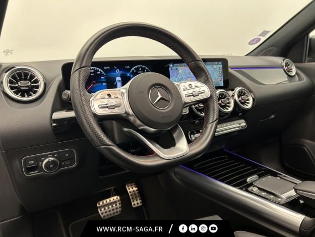 MERCEDES-BENZ GLA 200 AMG Line  