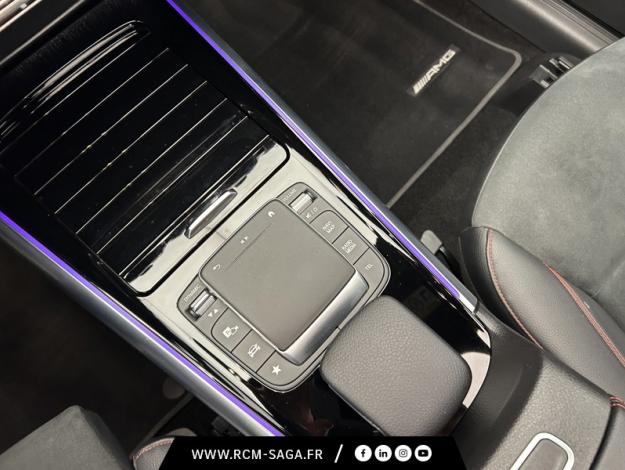 MERCEDES-BENZ GLA 200 AMG Line  