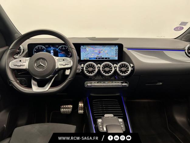 MERCEDES-BENZ GLA 200 AMG Line  