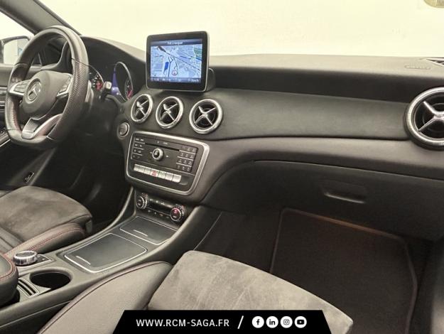 MERCEDES-BENZ CLA Coupé CLA 200 d Coupé Fascination  