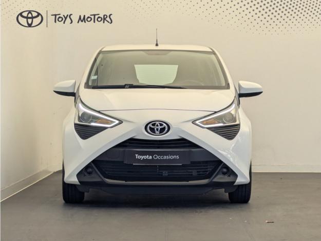 TOYOTA Aygo 1.0 VVT-i x-play  X-SHIFT