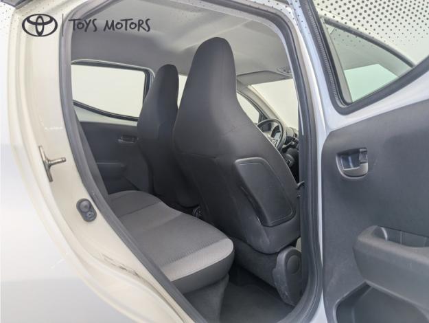 TOYOTA Aygo 1.0 VVT-i x-play  X-SHIFT