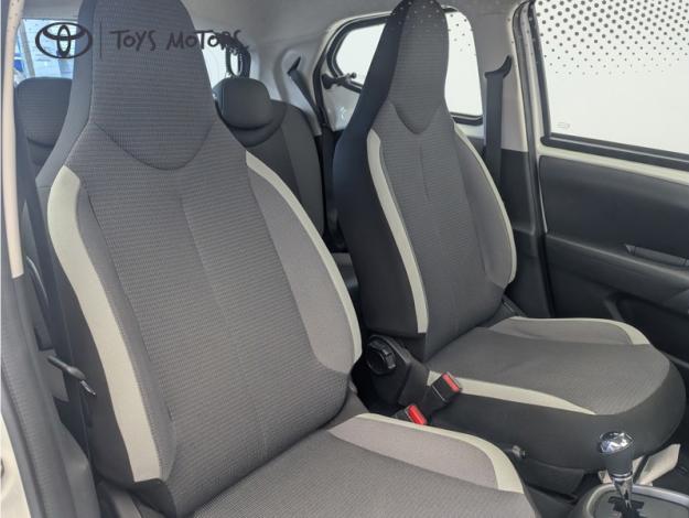 TOYOTA Aygo 1.0 VVT-i x-play  X-SHIFT