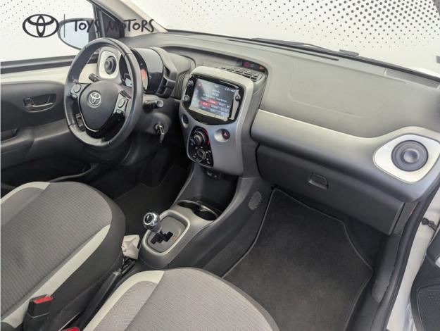TOYOTA Aygo 1.0 VVT-i x-play  X-SHIFT