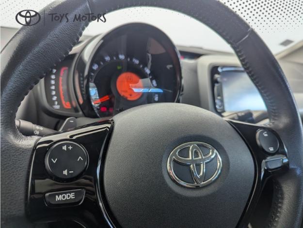 TOYOTA Aygo 1.0 VVT-i x-play  X-SHIFT