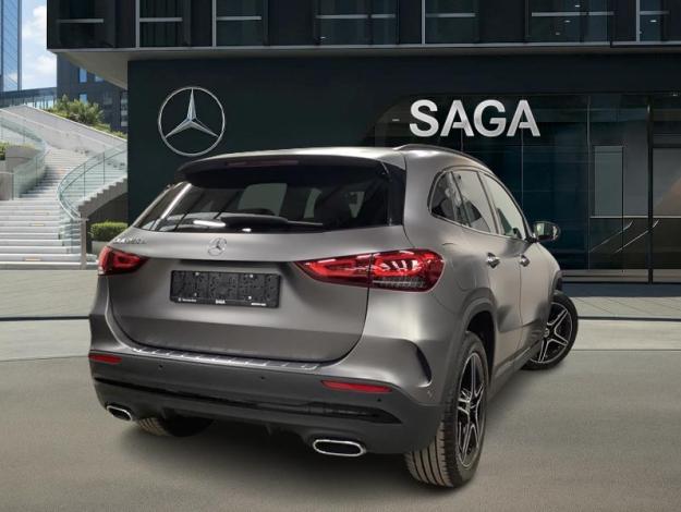 MERCEDES-BENZ GLA 250 e AMG Line  