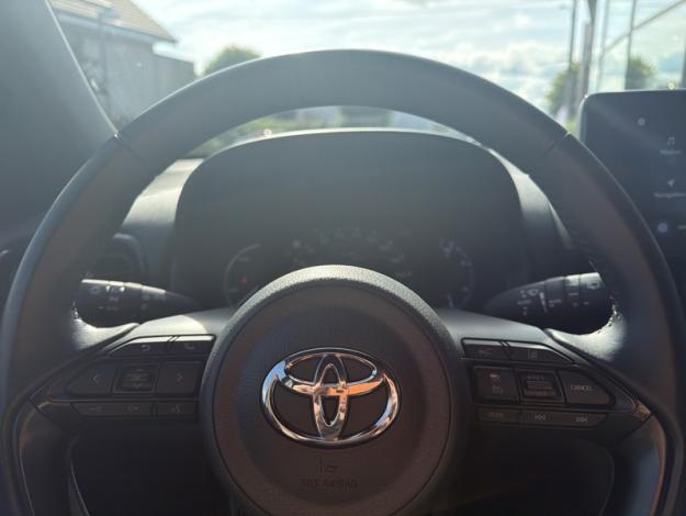TOYOTA Yaris Cross 1.5 HYBRID 116H TRAIL AWD   