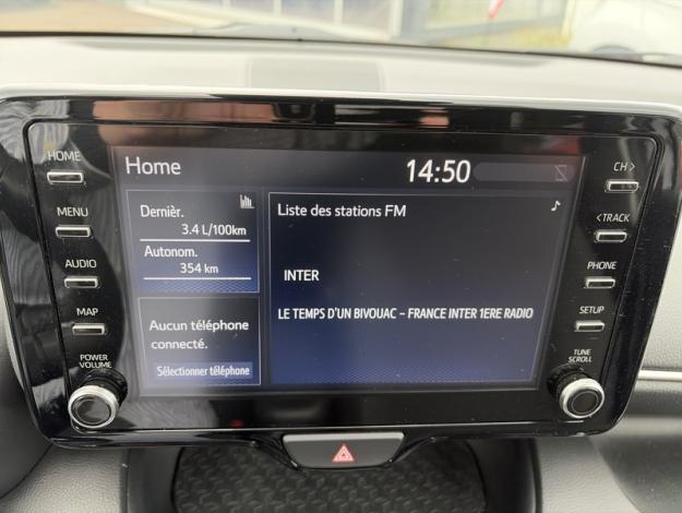 TOYOTA Yaris 116h Design  