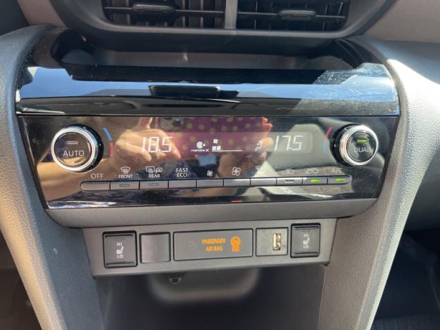 TOYOTA Yaris Cross 116 COLLECTION   
