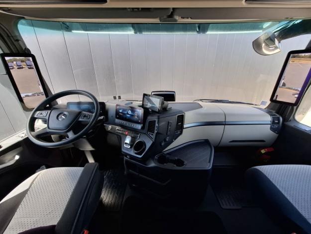 MERCEDES-BENZ Actros 1848 LS StreamSpace 2.50m + hydraulique  