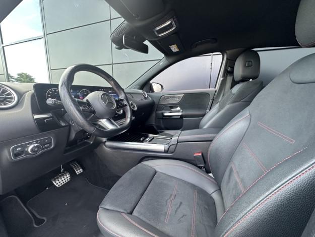 MERCEDES-BENZ GLA 200 d AMG Line  