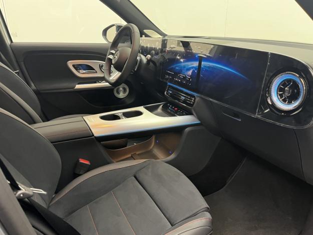 MERCEDES-BENZ GLB 200 AMG Line  GLB 200 AMG Line