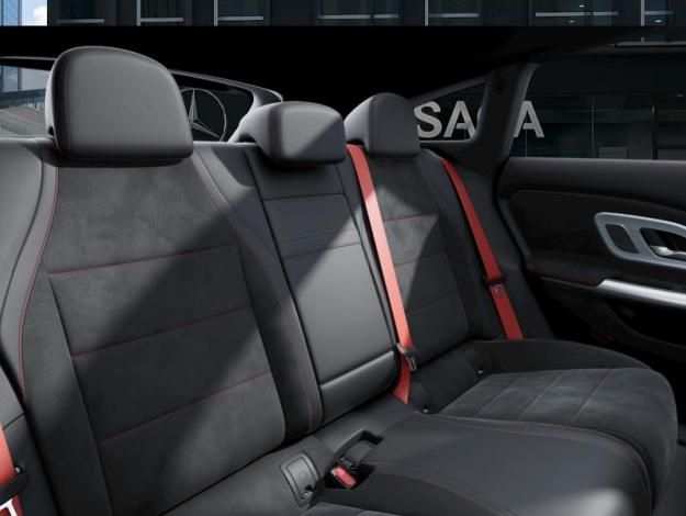 MERCEDES-BENZ CLA Shooting Brake 200 AMG Line   CLA Shooting Brake 200 AMG Line