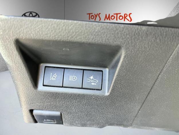 TOYOTA Yaris 100h HYBRID France  