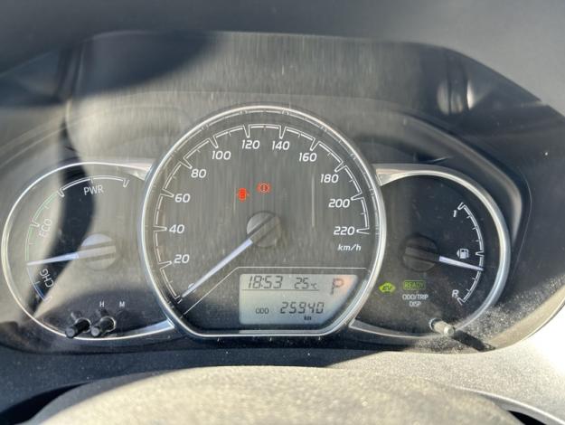 TOYOTA Yaris 100h HYBRID France  