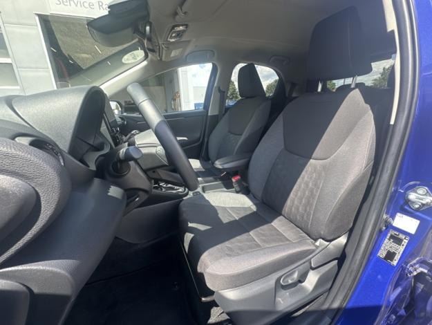 TOYOTA Yaris 116h Design  