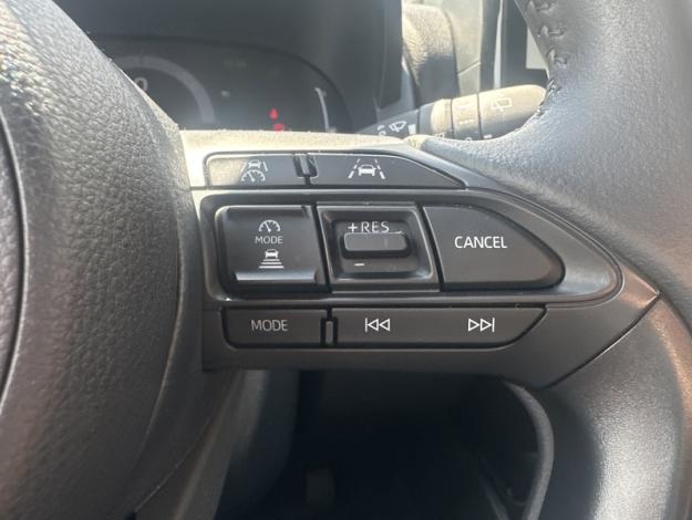 TOYOTA Yaris 116h Design  