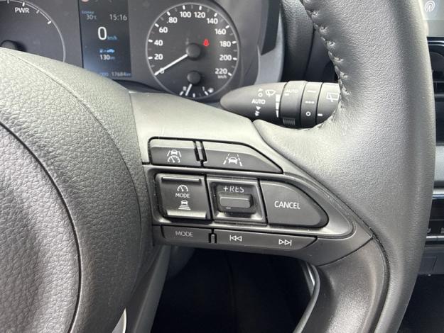 TOYOTA Yaris 116h Dynamic  