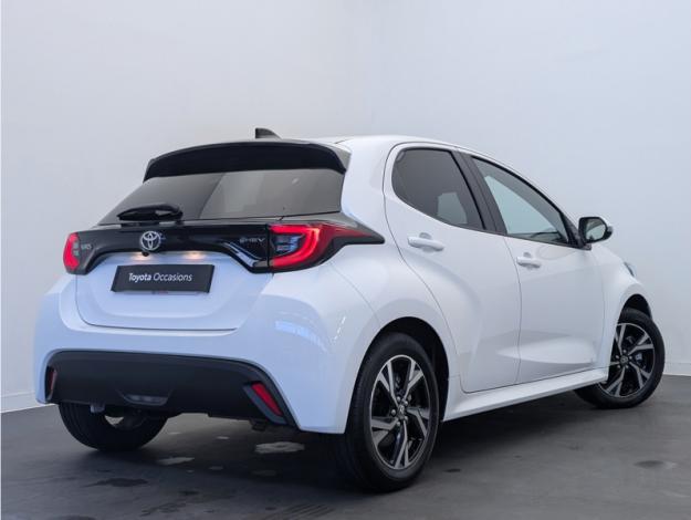 TOYOTA Yaris 116h Design   