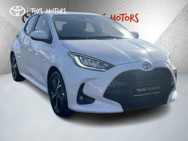 TOYOTA Yaris 116h Design  