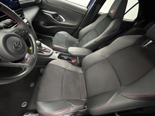 TOYOTA Yaris Cross 1.5 HYBRID 130H GR SPORT   TECHNO