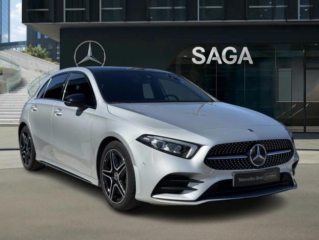 MERCEDES-BENZ A 180 AMG Pack Night Toit Pano  