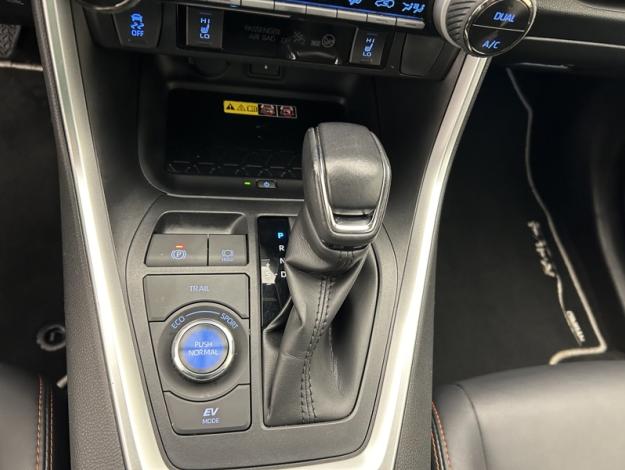 TOYOTA RAV4 AWD 222ch Trail  