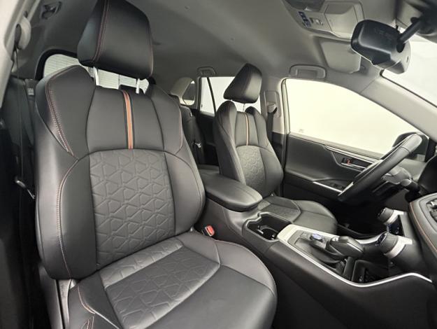 TOYOTA RAV4 AWD 222ch Trail  