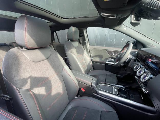 MERCEDES-BENZ GLA GLA 200 d AMG Line  GLA 200 d AMG Line