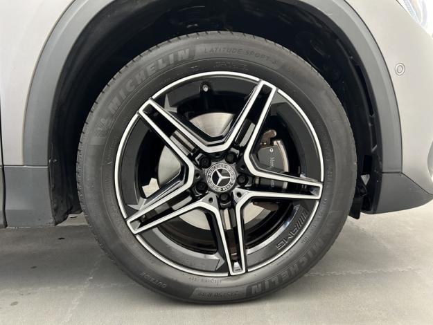 MERCEDES-BENZ GLA 250 e AMG Line  GLA 250 e AMG Line