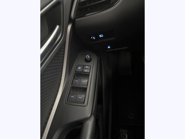 TOYOTA C-HR Hybrid Dynamic  1.8 122 ch 