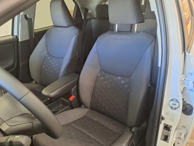 TOYOTA Yaris Hybride 116h Design  YARIS HYBRIDE 116H DESIGN PACK MY25