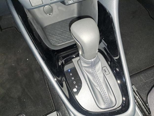 TOYOTA Yaris Hybride 116h Design  YARIS HYBRIDE 116H DESIGN PACK MY25