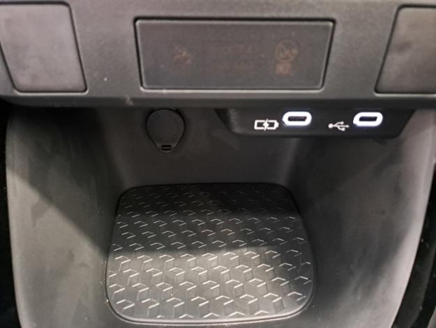 TOYOTA Yaris Hybride 116h Design  YARIS HYBRIDE 116H DESIGN PACK MY25