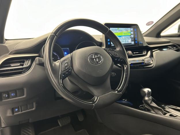 TOYOTA C-HR 1.8 HYBRIDE 122 DESIGN  
