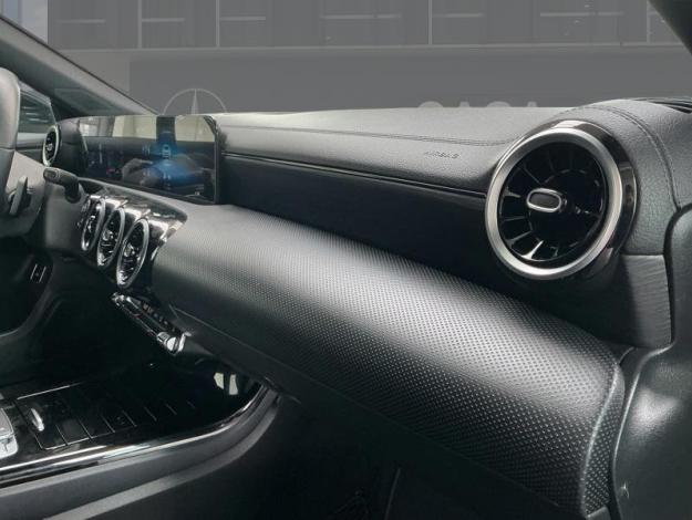 MERCEDES-BENZ CLA-Klasse CLA 180 d Shooting Brake