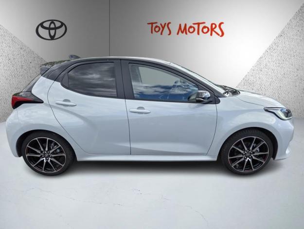 TOYOTA Yaris 116h GR SPORT  